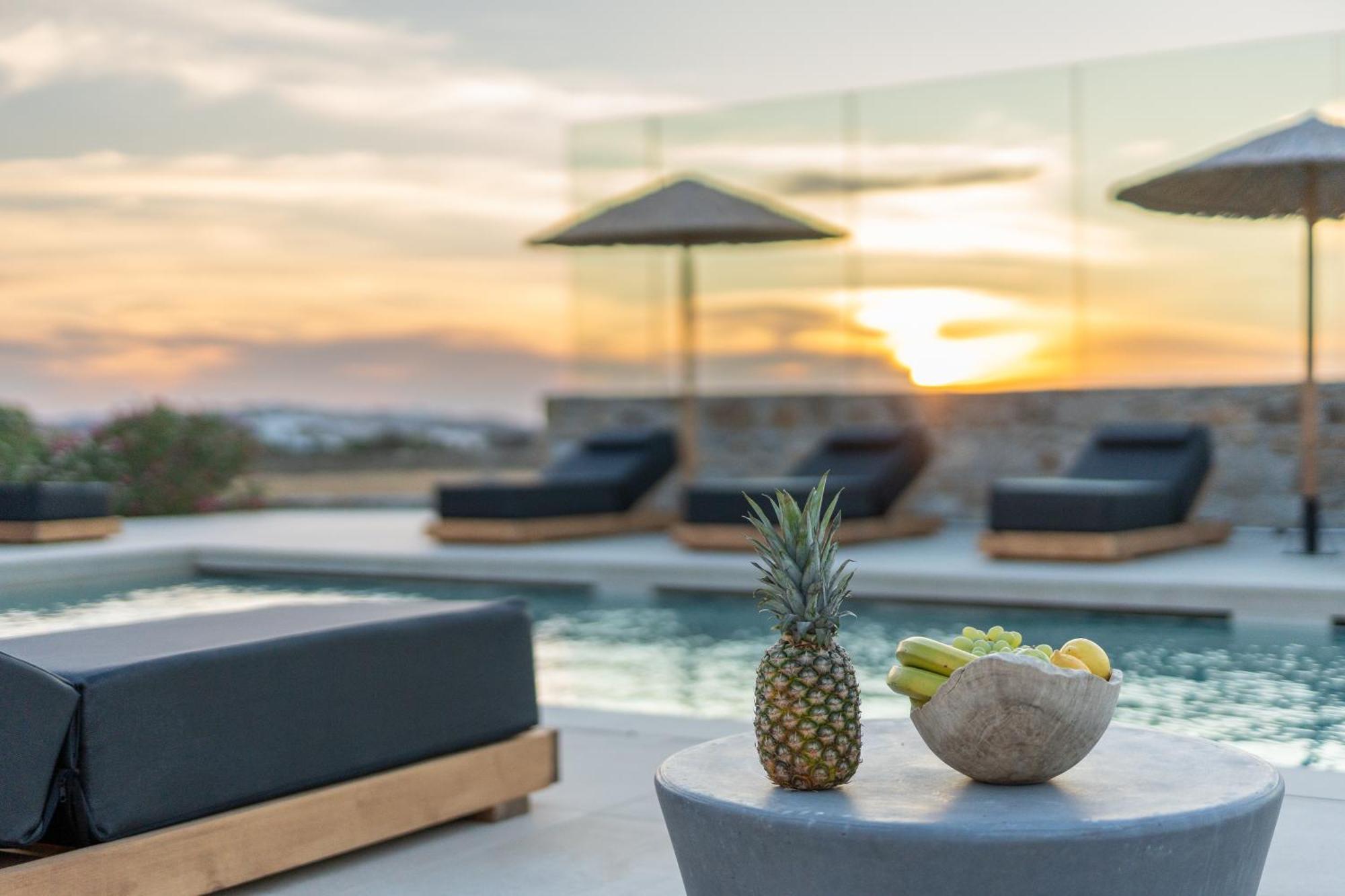 Regency Sunset Suites Mykonos Town Exterior foto