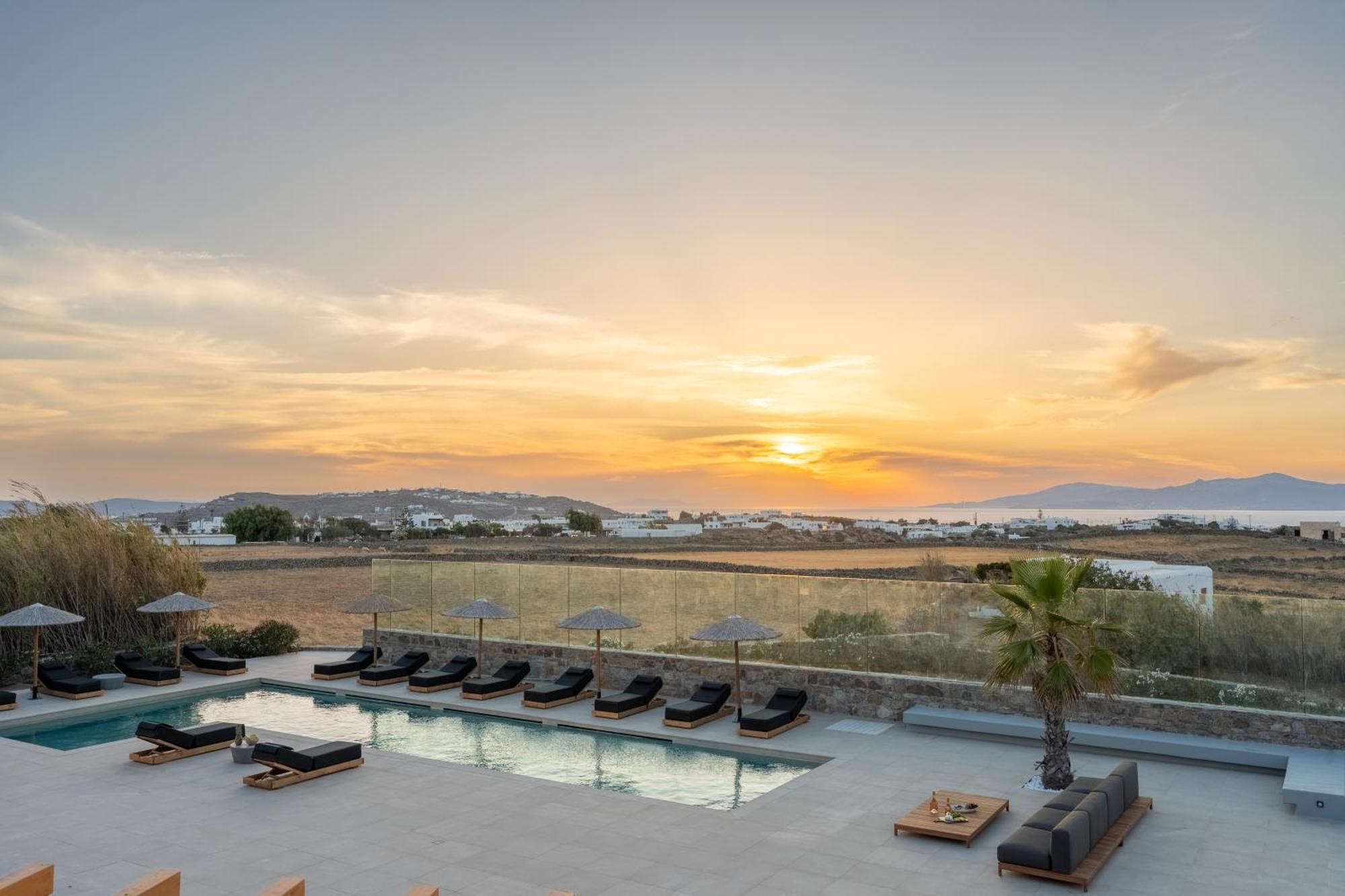Regency Sunset Suites Mykonos Town Exterior foto