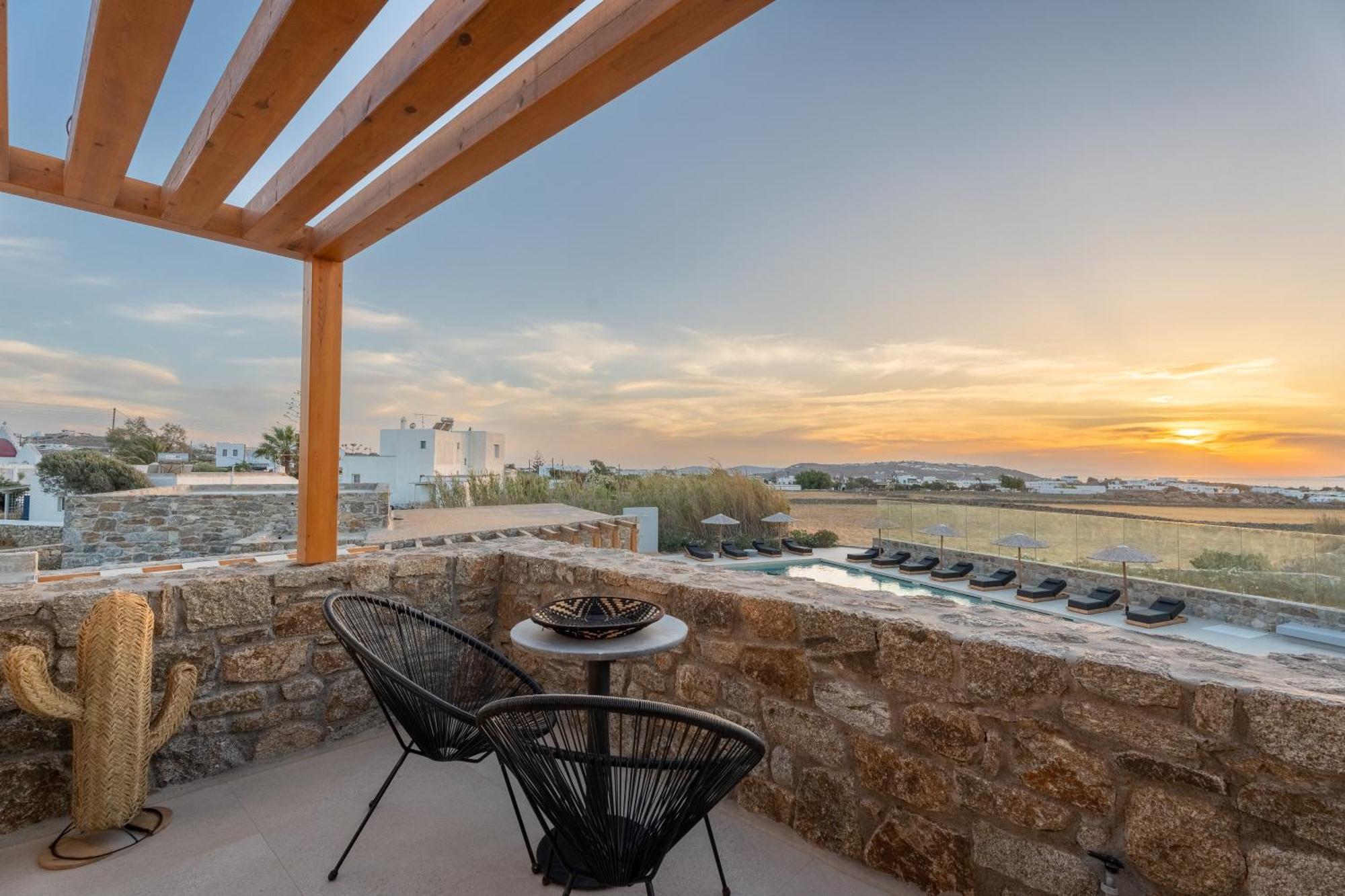 Regency Sunset Suites Mykonos Town Exterior foto